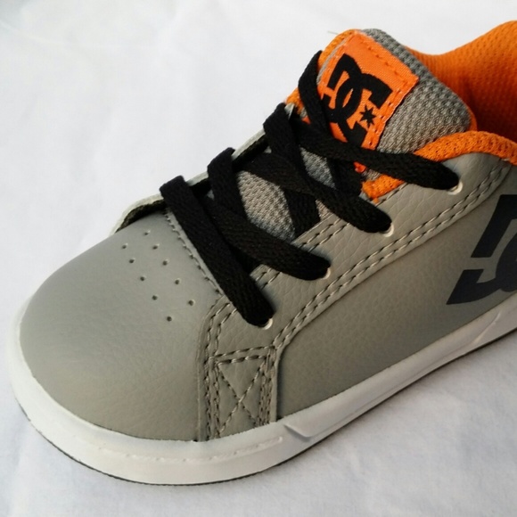 👟🛹 Boys DC Shoes Sneakers 6 - Picture 6 of 9